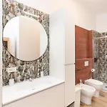 Free Parking - Luxury In Centro Genova