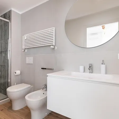 Free Parking - Luxury In Centro Janov